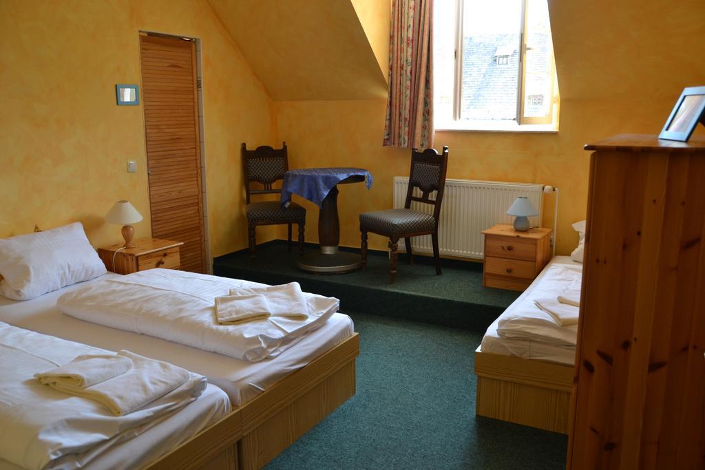 Tonenburg Hotel Höxter Quarto foto